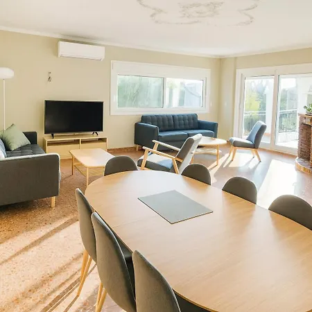 With Jacuzzi&panoramic Views In Prestigious El Rosario, Casa vacanze