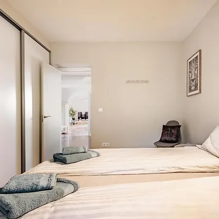 With Jacuzzi And Panoramic Views In Prestigious El Rosario,