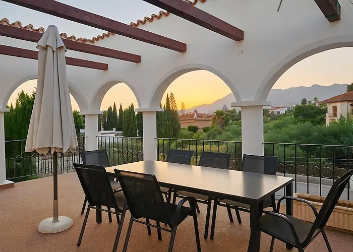 With Jacuzzi And Panoramic Views In Prestigious El Rosario, *
