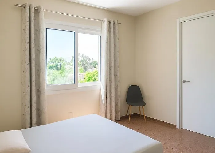 With Jacuzzi And Panoramic Views In Prestigious El Rosario, Hébergement de vacances