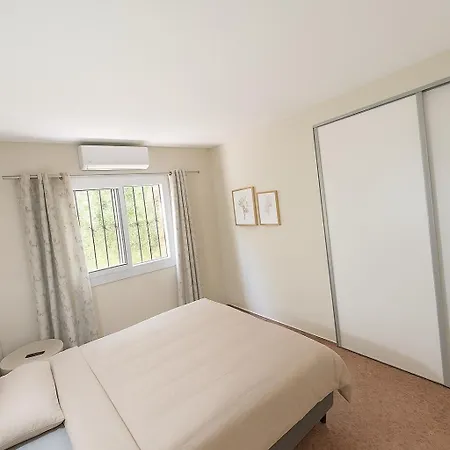 Holiday home With Jacuzzi And Panoramic Views In Prestigious El Rosario,