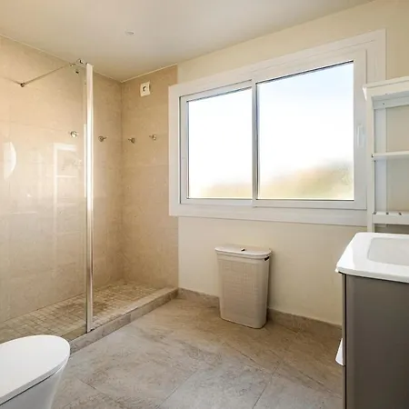 Holiday home With Jacuzzi And Panoramic Views In Prestigious El Rosario, *